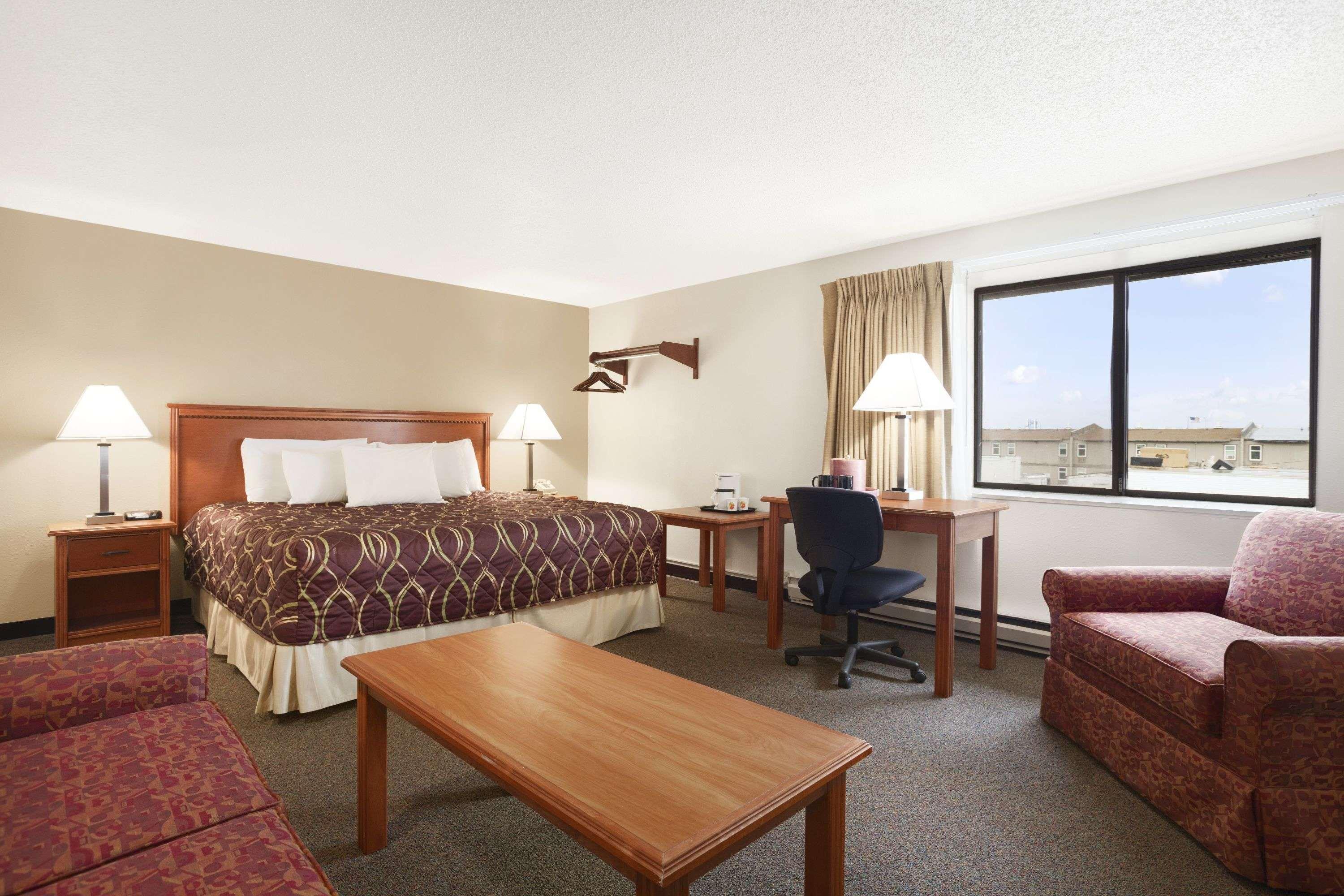 Super 8 By Wyndham Williston Nd Hotel Exterior foto