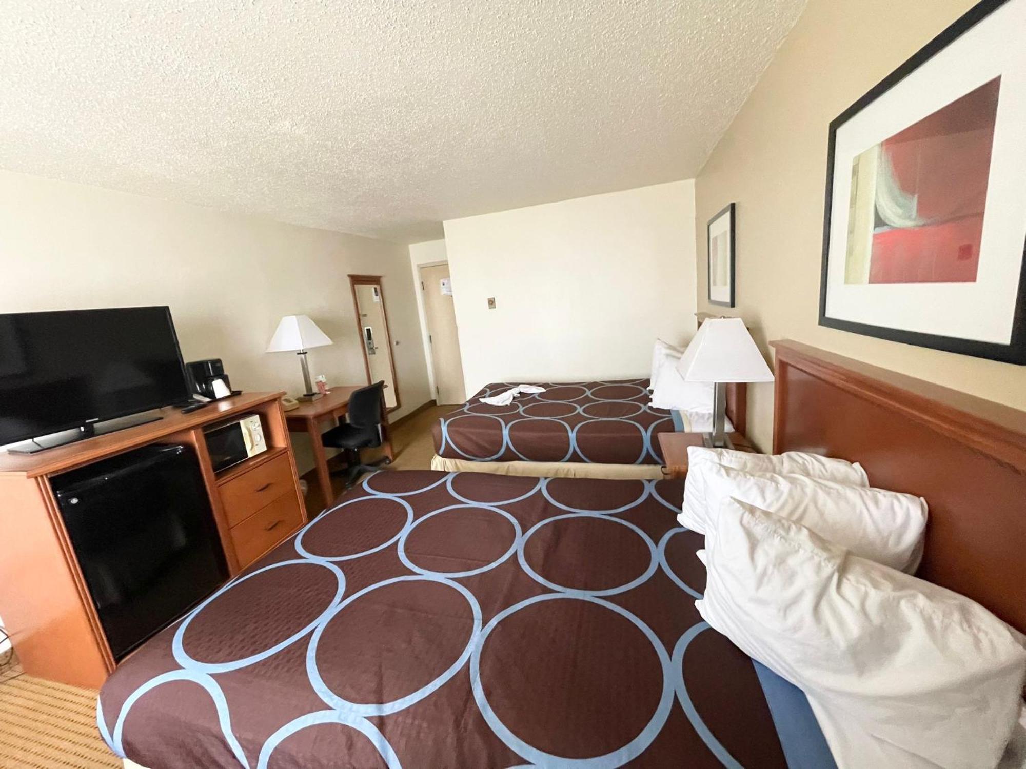 Super 8 By Wyndham Williston Nd Hotel Exterior foto